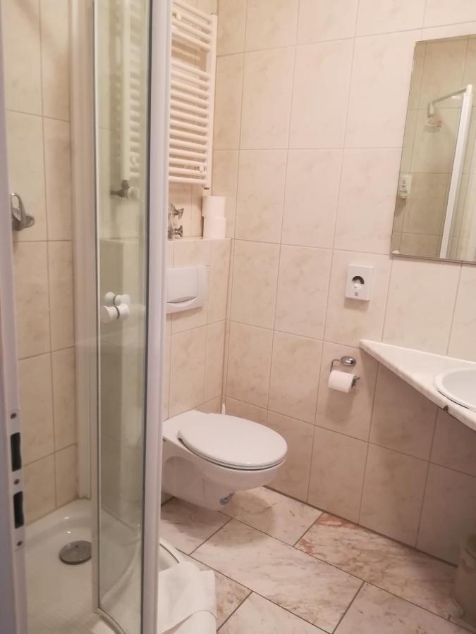 Hotel Schlossgarten Gladenbach Ngoại thất bức ảnh