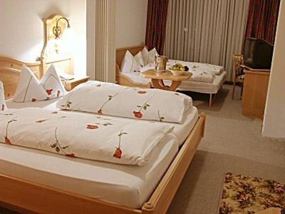Hotel Schlossgarten Gladenbach Phòng bức ảnh